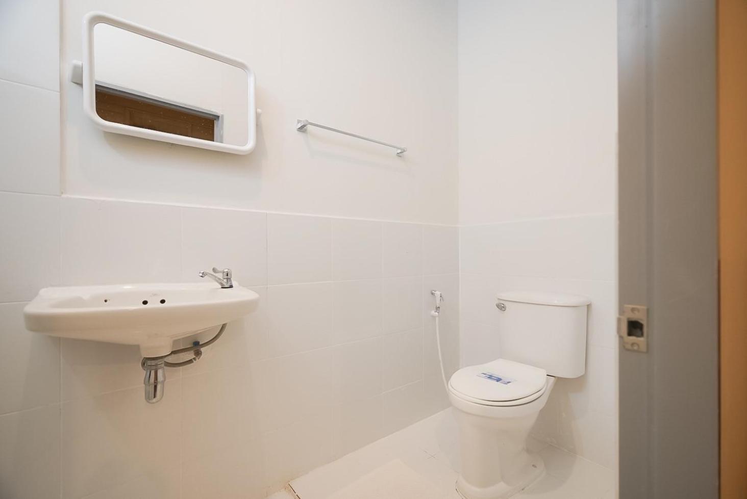 Mitr Inn Yaowarat - มิตร อินน์ เยาวราช Банкок Екстериор снимка
